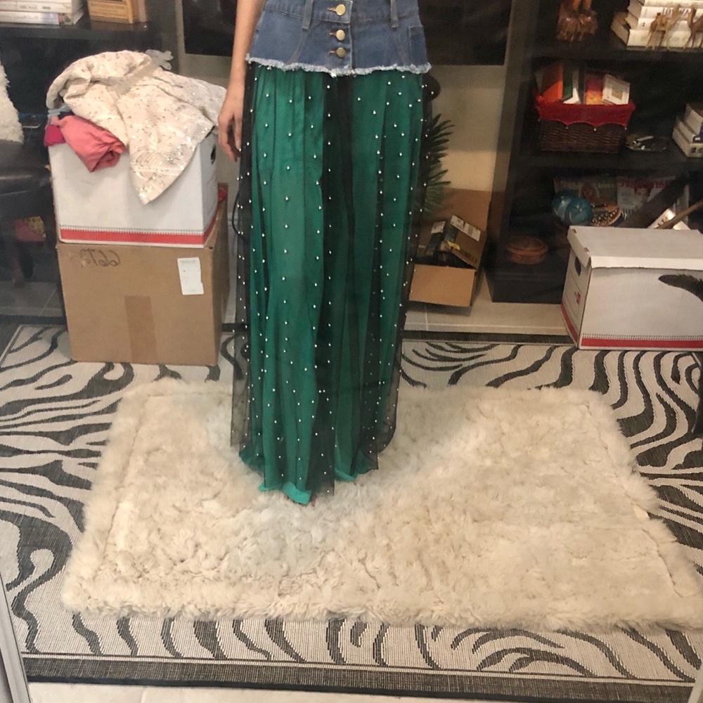 BUNDLE of 3 Sheer Skirts, size 2 - Picture 5 of 8